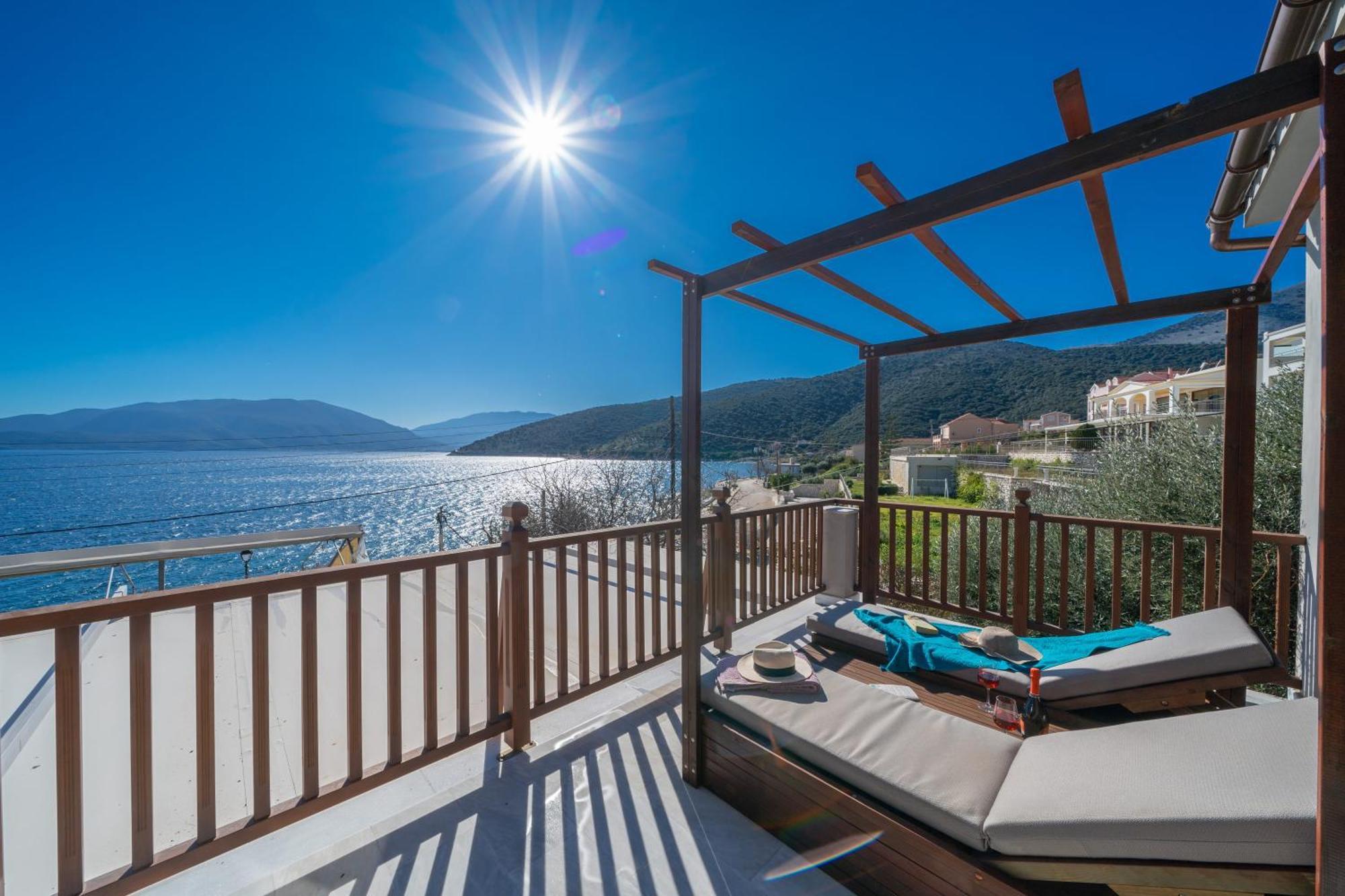 Sea Rock Apartment Agia Efimia Dış mekan fotoğraf